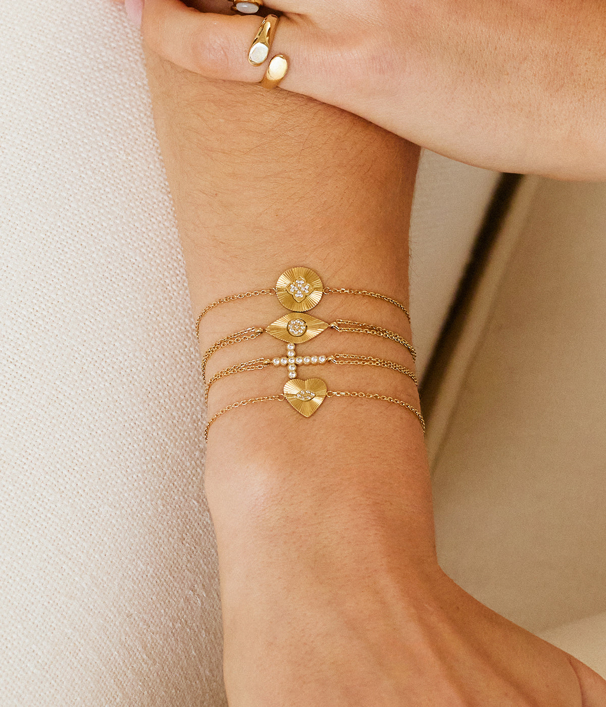Bracelet Erone (Acier doré)