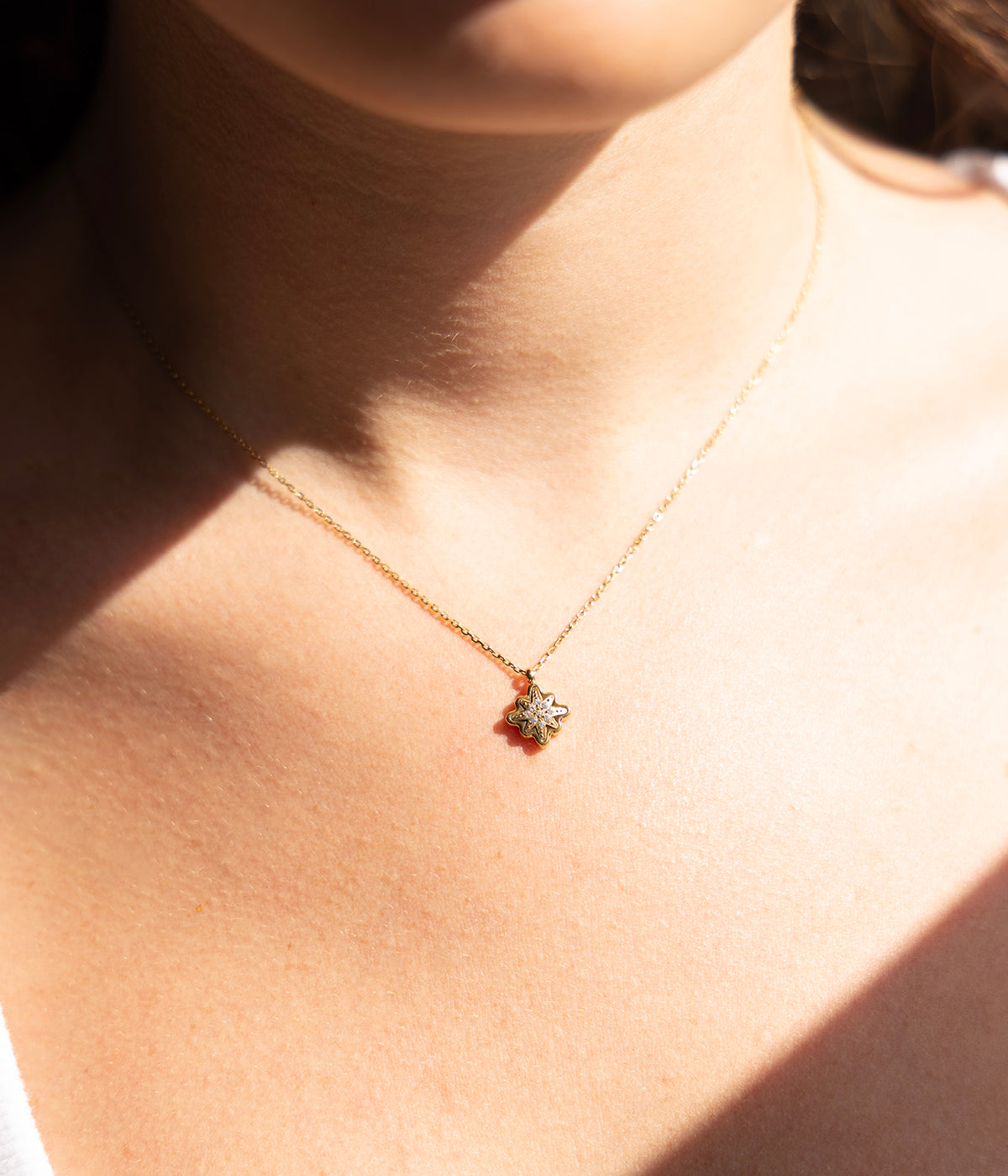Collier Acilia (Acier doré)