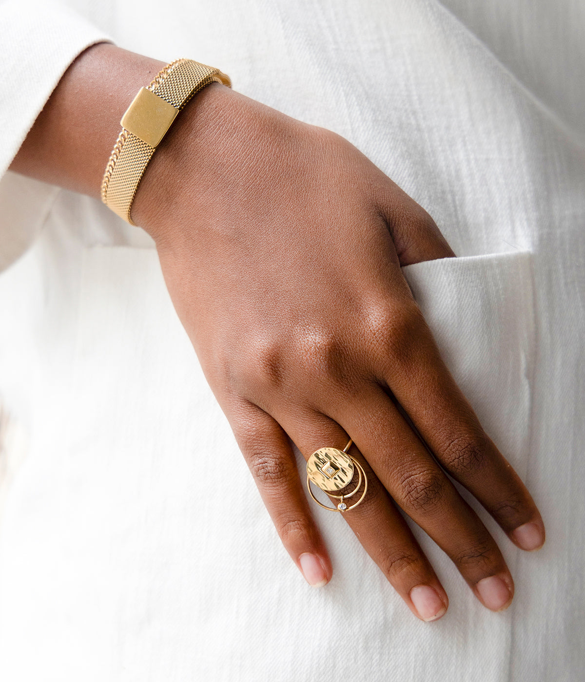 Bague Astrée (Acier doré)